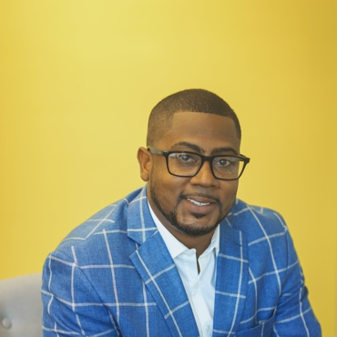 Kenneth Roberts Photo