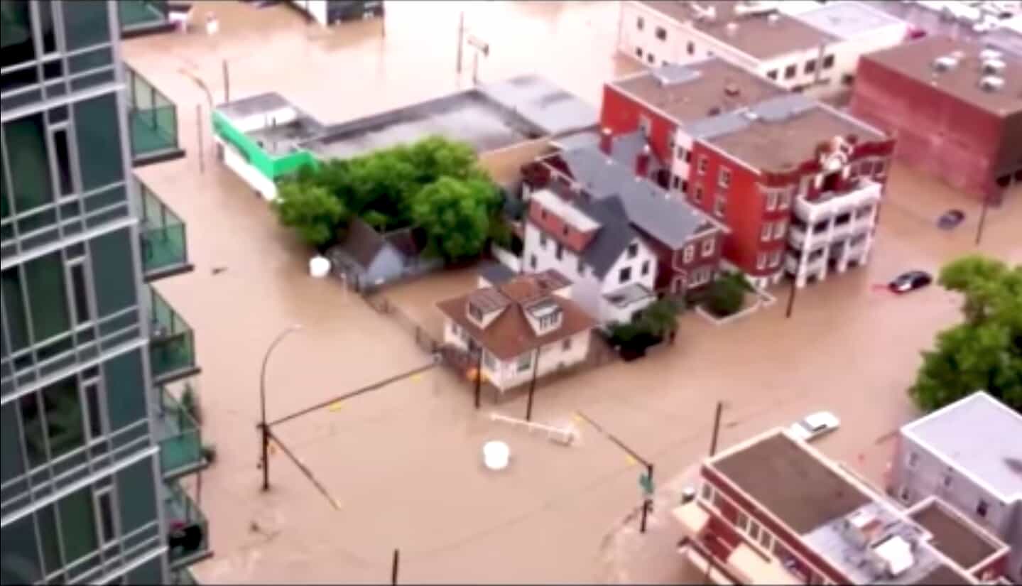 flooded city of Calgary