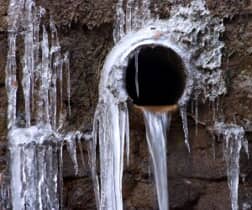 What-to-Do-When-Finding-Frozen-Pipes