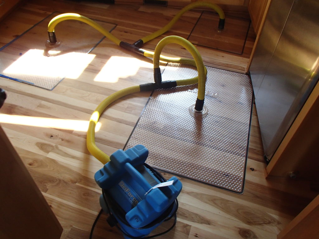 drying hard wood floors with high-pressure suction